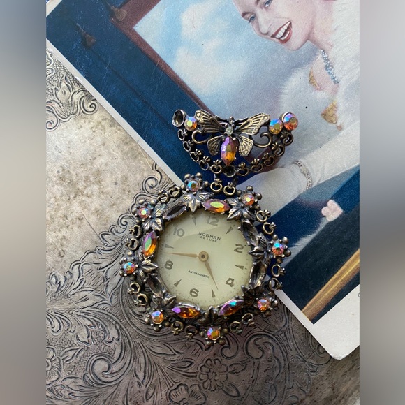 Beautiful Vintage NORMAN Rhinestone Swiss Designed Designer Watch Pin Brooch - Picture 5 of 10
